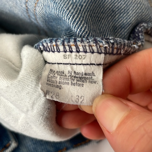 SOLD Collectible Levi’s orange tab - Picture 4 of 6